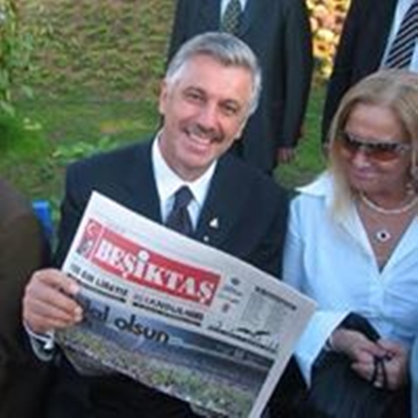 Gazete Beşiktaş okuyorum