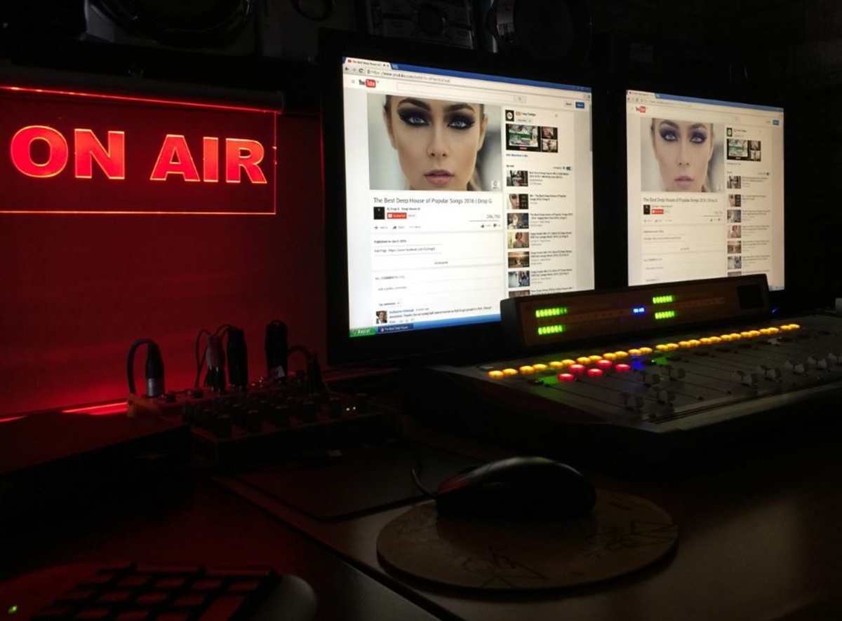 Beşiktaş'ın ve Beşiktaşlı'nın Radyosu ve web tv kesintisiz yayında