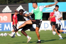 Beşiktaş'ta hazırlıklar sürüyor