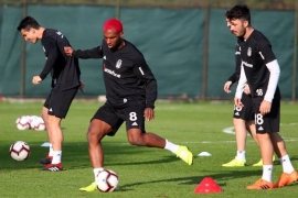 Kondisyon ve taktik çalıştılar