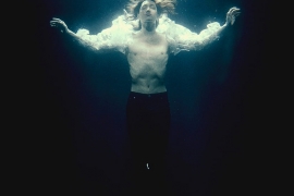 EXO'dan KAI ilk solo albümü ile müzik listelerini ele geçirdi