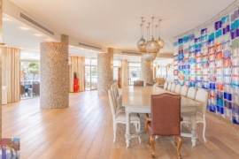 2 bin 500 metrekarelik malikanenin satışı Bodrum'da gündem oldu