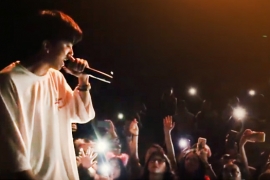 Rock Daily는 그의 새 프로젝트 LAYOR와 함께 돌아옵니다