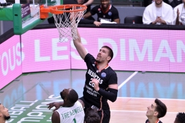 Nanterre:68 Beşiktaş Sompo Japan:59