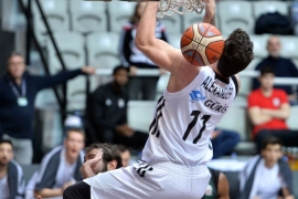 Potanın Kartallarından basket yağmuru