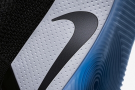 Uzaktan kumanda edilen ayakkabı