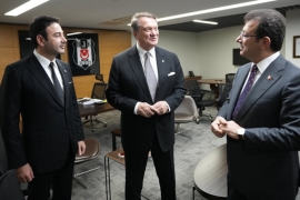 Ekrem İmamoğlu ve Rıza Akpolat, Hasan Arat ile Beşiktaş'ta buluştu