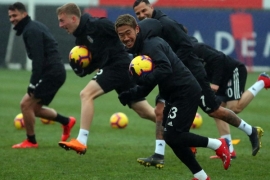 Sağanak yağmur altında çalıştılar