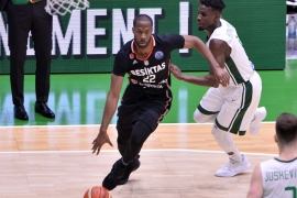Nanterre:68 Beşiktaş Sompo Japan:59