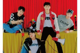 SHINee'nin Japonca mini albümü SUPERSTAR Radyo Beşiktaş'ta!