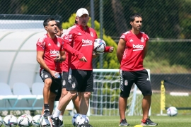 Kartal, kondisyon ve taktik çalıştı