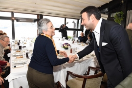 Sevgililer Beşiktaş'ta aşklarını tazeledi