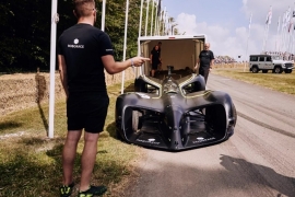 Sürücüsüz yarış arabası Robocar