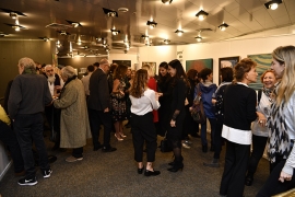 Boğaziçi Üniversitesi öğrencilerine umut olan Haller I Hayaller: Uyumsuz Zamanlarda Dirençlik Sergisinin açılışında eserlere büyük ilgi