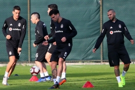 Kondisyon ve taktik çalıştılar