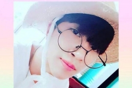 Türk hayranlardan sürpriz etkinlik! Rock Daily'nin doğum günü kutlandı