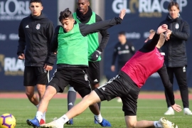 Mirin, takımla ilk antrenmanında