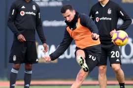 Mirin, takımla ilk antrenmanında