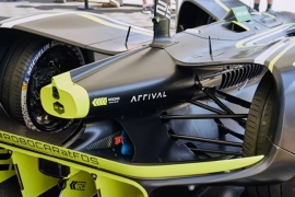 Sürücüsüz yarış arabası Robocar