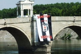 Türkiye’nin dört bir yanında Beşiktaş Bayrakları