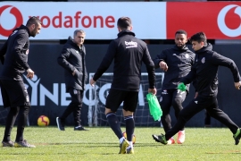 Kartal taktik çalışıyor