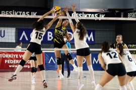 Beşiktaş Kadın Voleybol Takımı galip geldi