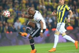 Dev maçta insanlık ayıbı.İşte o anlar