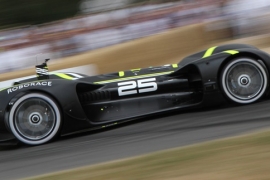 Sürücüsüz yarış arabası Robocar