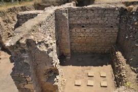 Parion Antik Kenti ve ihtişamının simgesi Roma Tiyatrosu