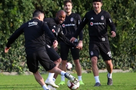 Kondisyon ve taktik çalıştılar