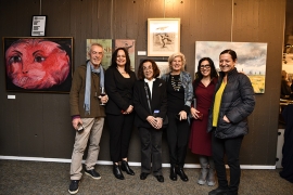 Boğaziçi Üniversitesi öğrencilerine umut olan Haller I Hayaller: Uyumsuz Zamanlarda Dirençlik Sergisinin açılışında eserlere büyük ilgi