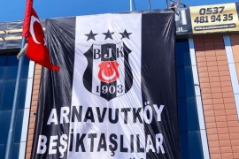 Türkiye’nin dört bir yanında Beşiktaş Bayrakları