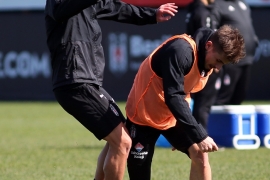 Kartal taktik çalışıyor