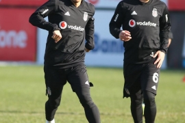 Kartal ara vermeden başladı