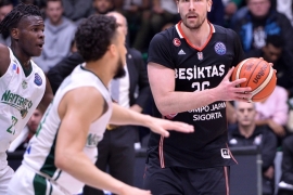 Nanterre:68 Beşiktaş Sompo Japan:59