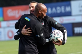 Yıllar sonra yeniden siyah-beyazlı forma ile idmanda