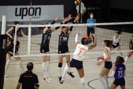 Kadın Voleybol Takımı - İstanbul Bş. Bld.: 1-3