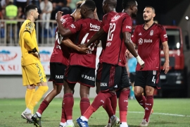 Beşiktaş turu araladı!