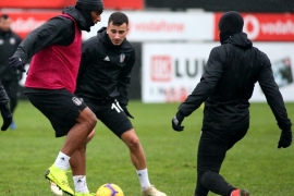 Sağanak yağmur altında antrenman