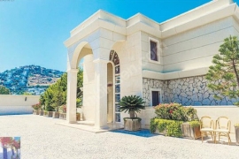 2 bin 500 metrekarelik malikanenin satışı Bodrum'da gündem oldu