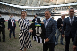 Bakanlar Vodafone Park'taydı