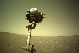 NASA’nın Perseverance gezgini ilk kez Mars’ta dolaşıyor