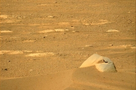 NASA’nın Perseverance gezgini ilk kez Mars’ta dolaşıyor