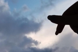 Türk hayranlardan sürpriz etkinlik! Rock Daily'nin doğum günü kutlandı