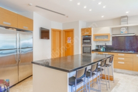 2 bin 500 metrekarelik malikanenin satışı Bodrum'da gündem oldu