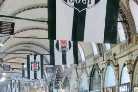 Türkiye’nin dört bir yanında Beşiktaş Bayrakları