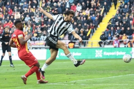 Fotoğraflarla ve açıklamalarla Kayserispor - Beşiktaş maç sonucu: 0-2