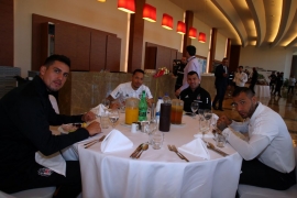 Kartallar barbekü partisinde