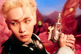 SHINee'nin Key'inden avangard bir geri dönüş: BAD LOVE