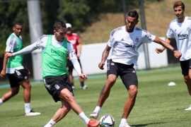 Beşiktaş kondisyon ve taktik çalıştı